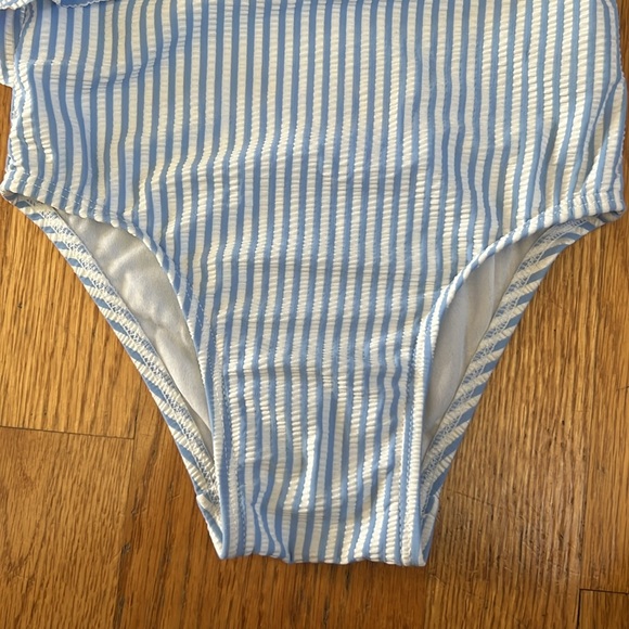 Old Navy girls striped ruffle swimsuit. Blue and white vertical stripe - Picture 4 of 8